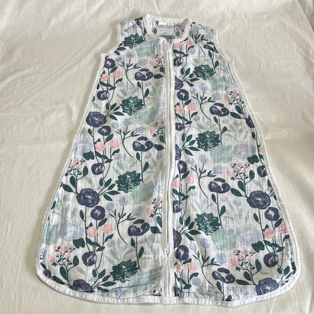 6-12M aden + anais Muslin Floral sleep sack